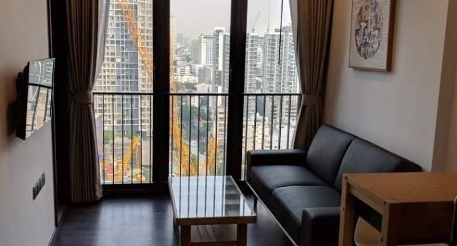 For rent and for sale 1 bed condo in Huai Khwang, Bangkok