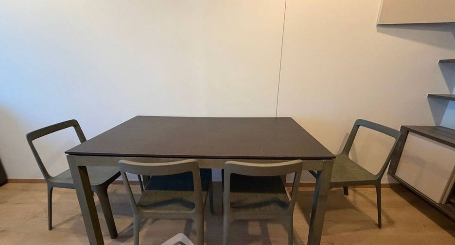 Condo en alquiler y en venta de 1 habitaciones en Phaya Thai, Bangkok