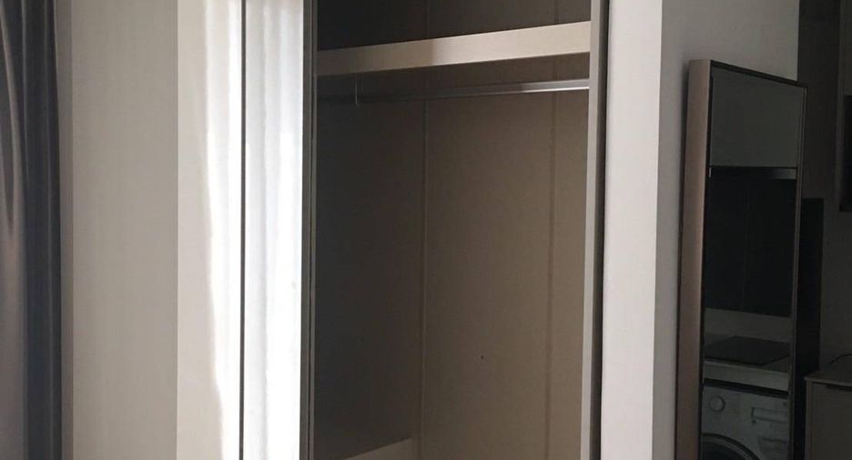For rent and for sale 1 bed condo in Watthana, Bangkok