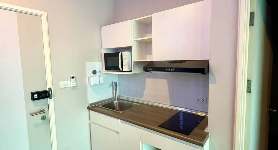 À vendre 1 chambre condo à Yan Nawa, Bangkok