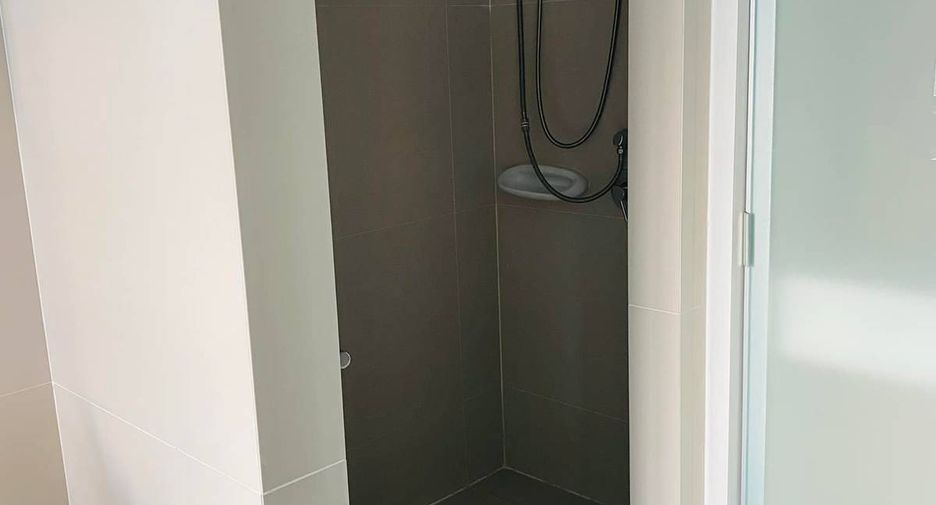 For sale 2 bedrooms condo in Watthana, Bangkok