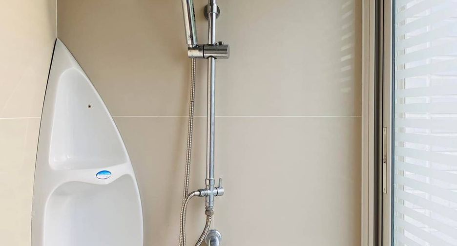 For sale 2 bedrooms condo in Watthana, Bangkok