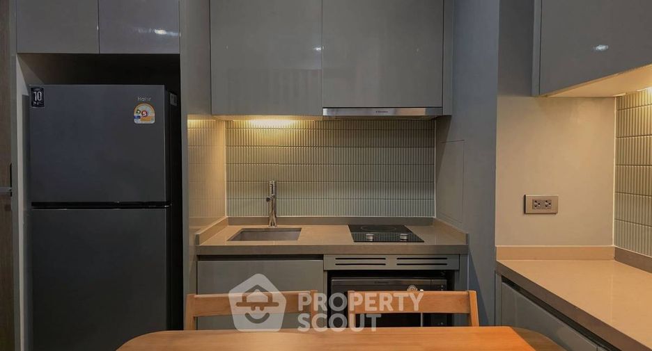 For rent and for sale 1 bed condo in Bang Rak, Bangkok