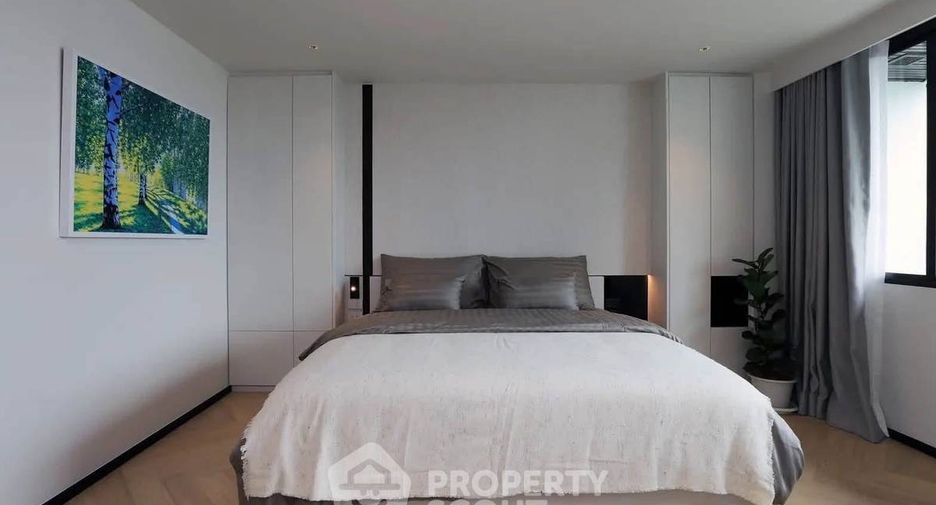 For sale 1 bed condo in Khlong Toei, Bangkok