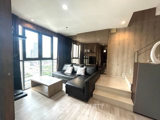 出租 和 出售 2 卧室 公寓 在 Phra Khanong, 曼谷