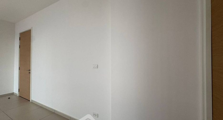 For sale 2 bedrooms condo in Khlong Toei, Bangkok