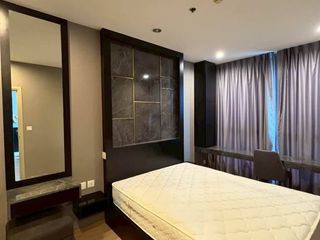Condo en venta de 2 habitaciones en Bang Rak, Bangkok