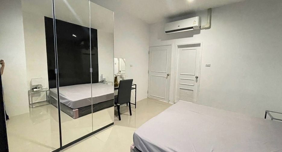 Wohnung zur Miete mit 2 Zimmer in Watthana, Bangkok