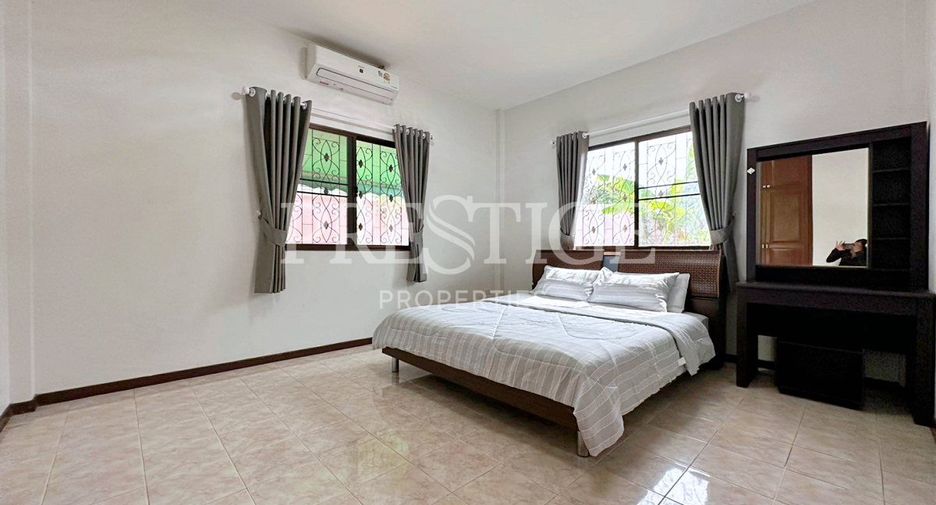 À louer 2 chambres maison à Bang Lamung, Chonburi