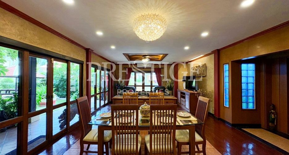 À vendre et à louer 3 chambres maison à Bang Lamung, Chonburi