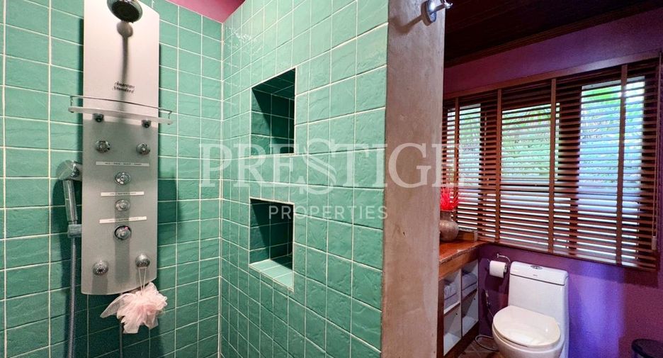 À vendre et à louer 3 chambres maison à Bang Lamung, Chonburi