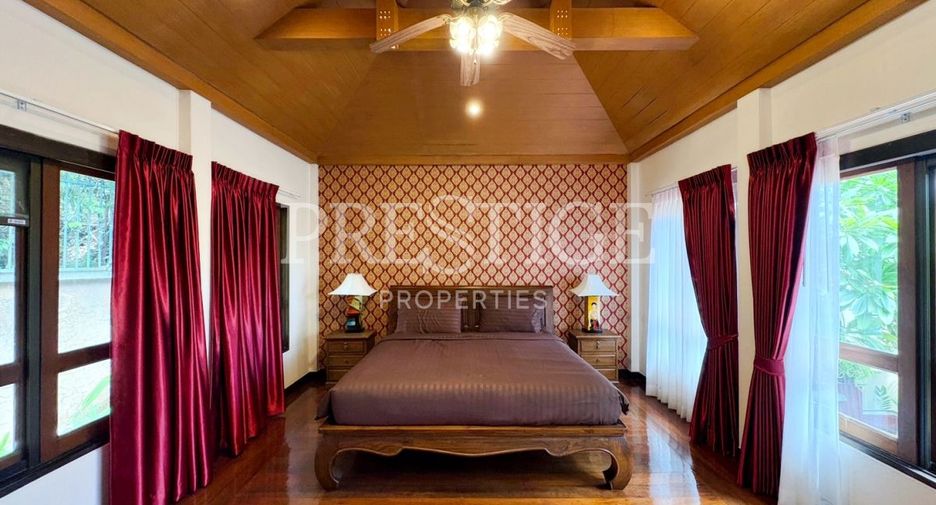 À vendre et à louer 3 chambres maison à Bang Lamung, Chonburi