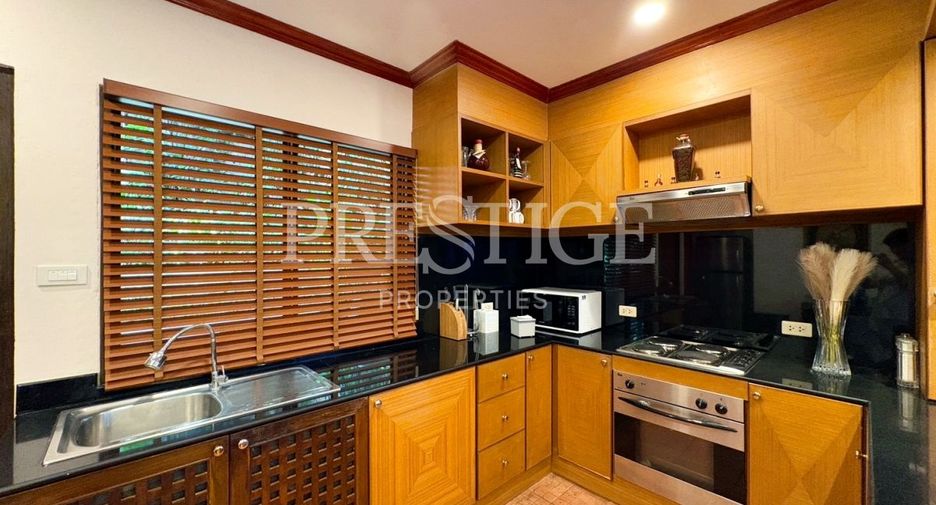 À vendre et à louer 3 chambres maison à Bang Lamung, Chonburi