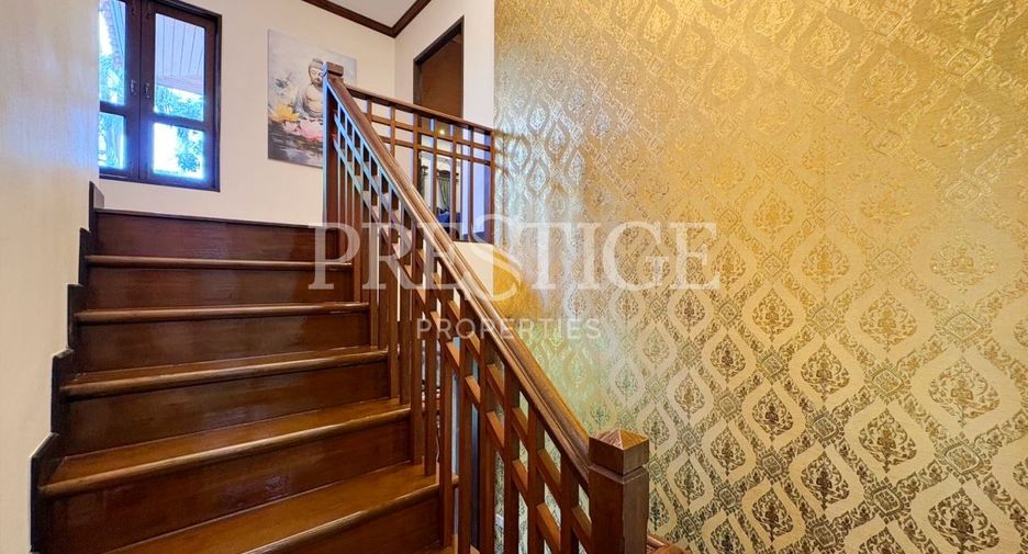 À vendre et à louer 3 chambres maison à Bang Lamung, Chonburi