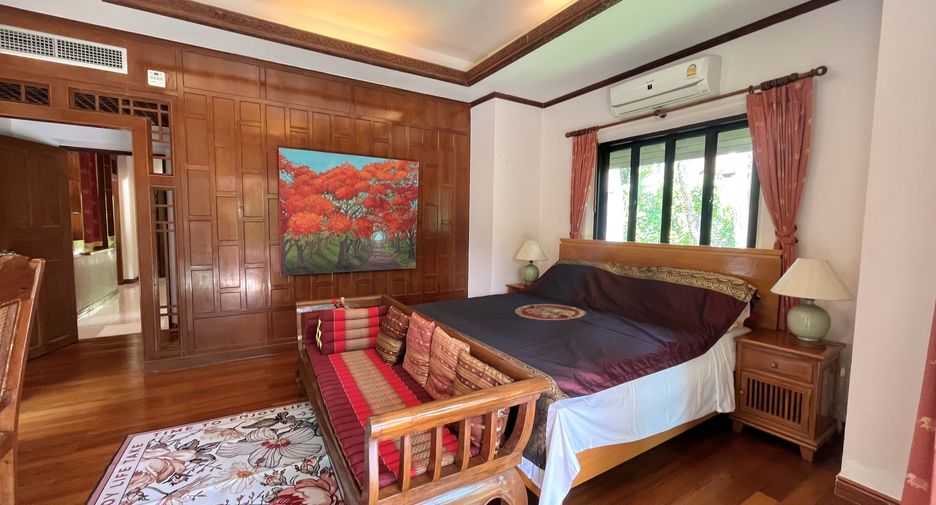 À louer 3 chambres villa à Mueang Phuket, Phuket