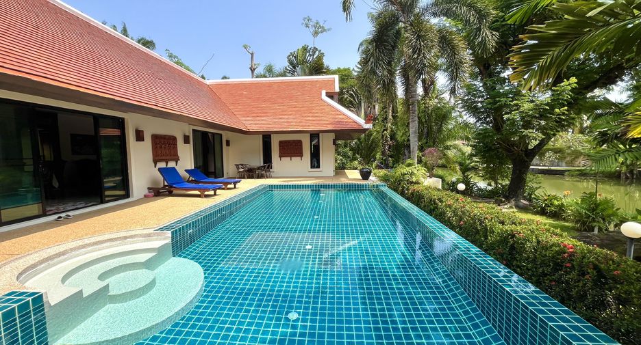 À louer 3 chambres villa à Mueang Phuket, Phuket