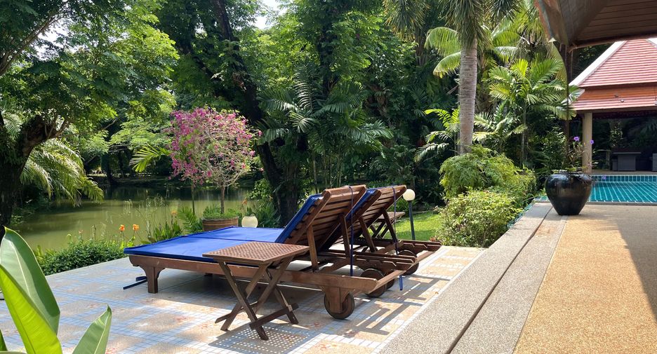 À louer 3 chambres villa à Mueang Phuket, Phuket