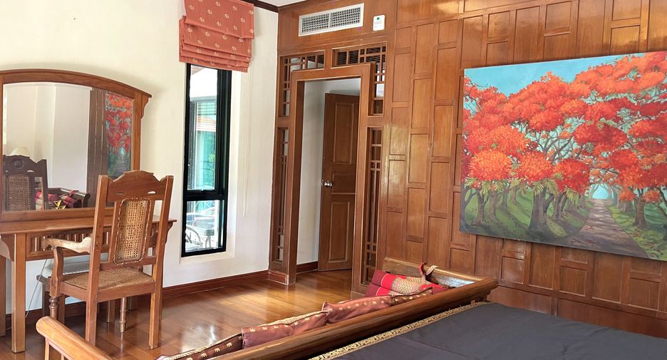 À louer 3 chambres villa à Mueang Phuket, Phuket
