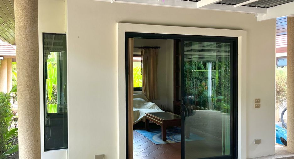 À louer 3 chambres villa à Mueang Phuket, Phuket