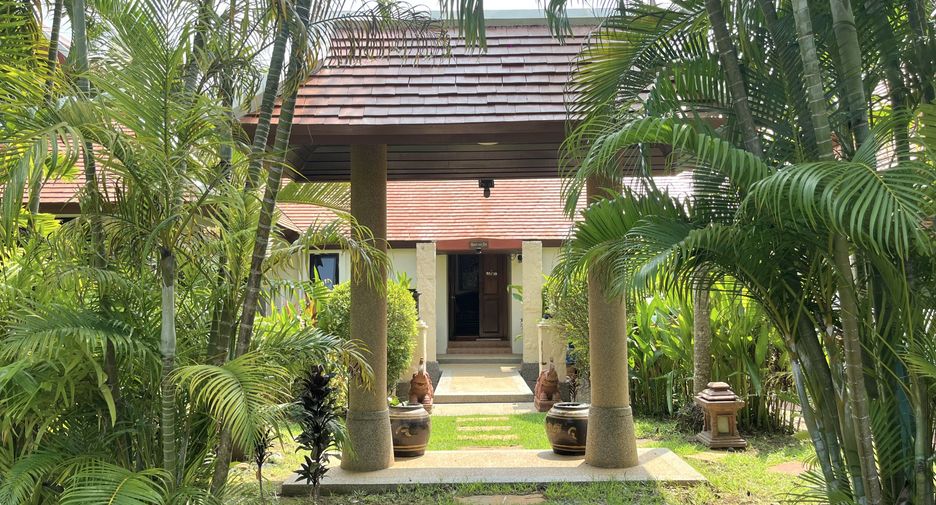 À louer 3 chambres villa à Mueang Phuket, Phuket