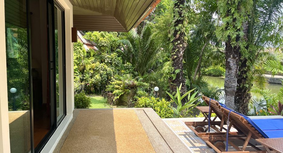 À louer 3 chambres villa à Mueang Phuket, Phuket