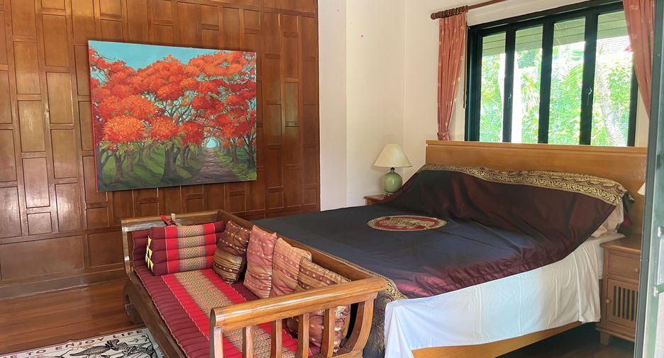À louer 3 chambres villa à Mueang Phuket, Phuket