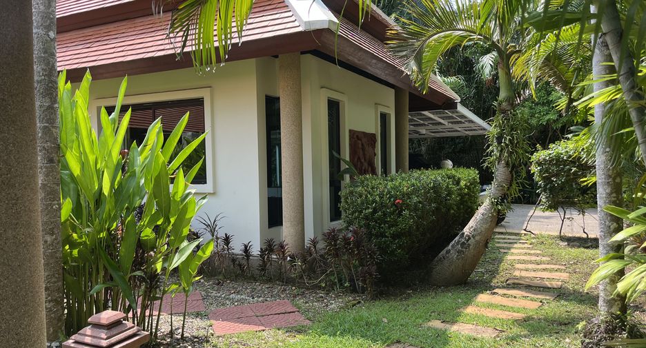 À louer 3 chambres villa à Mueang Phuket, Phuket
