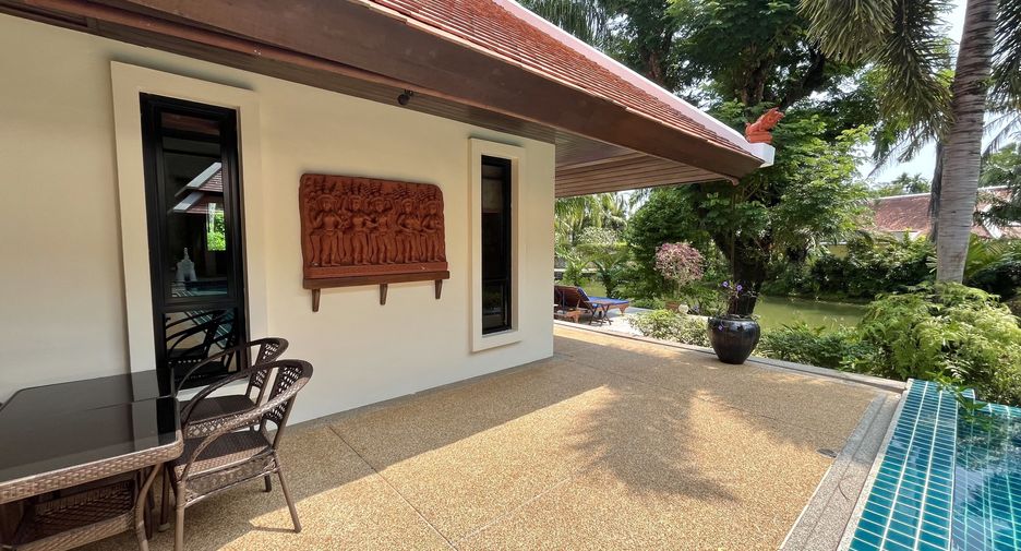 À louer 3 chambres villa à Mueang Phuket, Phuket