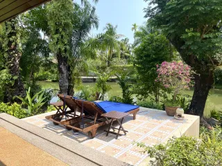 À louer 3 chambres villa à Mueang Phuket, Phuket