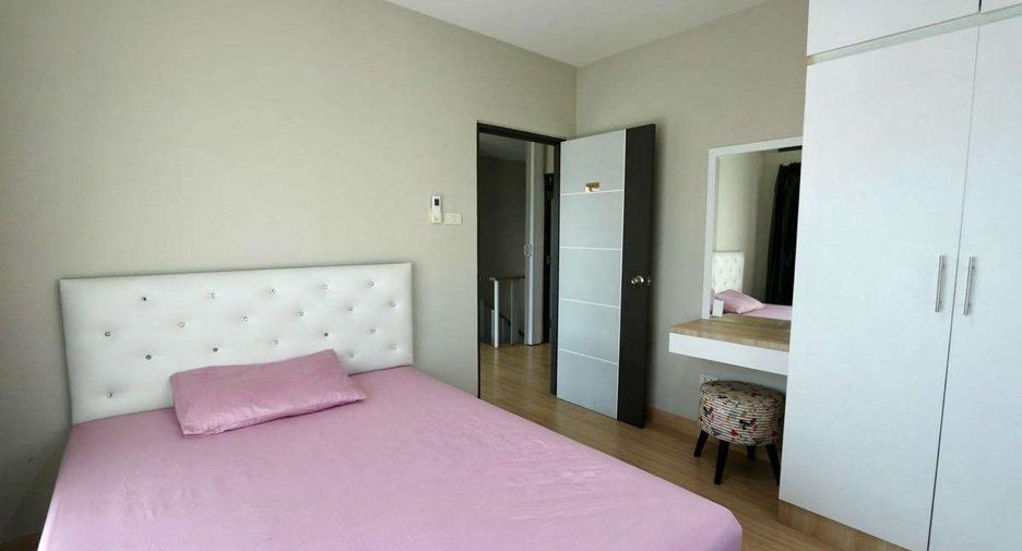 Casa en alquiler de 3 habitaciones en Saraphi, Chiang Mai