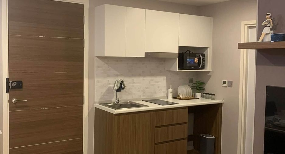 À louer 2 chambres condo à Lat Phrao, Bangkok
