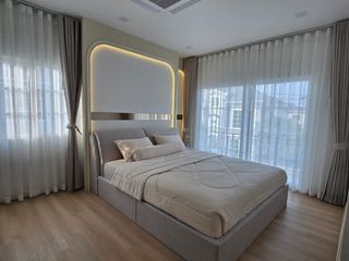Аренда 4 спальни дом в Mueang Samut Prakan, Самутпракан