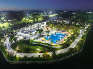 出售 8 卧室 独立屋 在 Mueang Pathum Thani, Pathum Thani