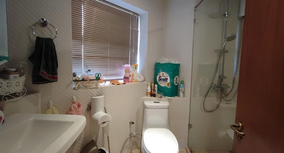 For sale 3 bedrooms condo in Pathum Wan, Bangkok