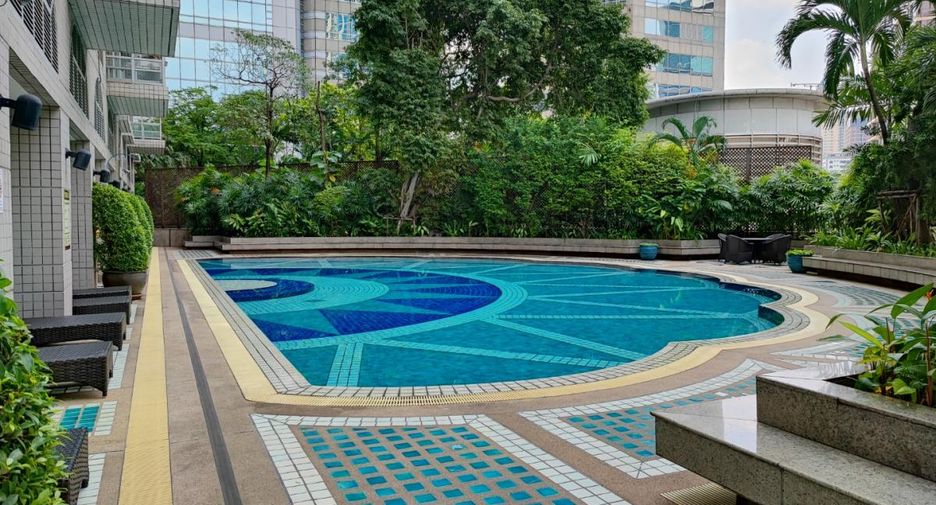 For sale 3 bedrooms condo in Pathum Wan, Bangkok