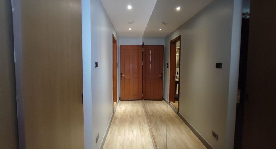 For sale 3 bedrooms condo in Pathum Wan, Bangkok
