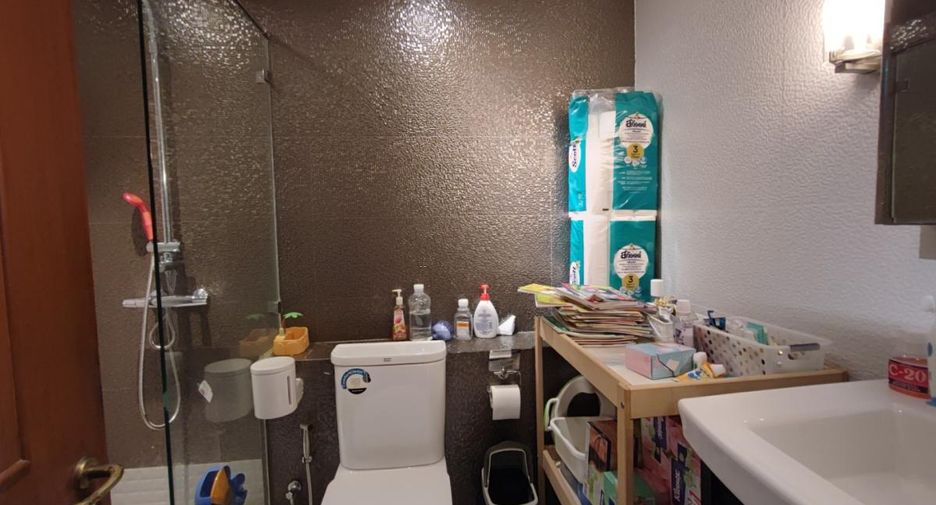 For sale 3 bedrooms condo in Pathum Wan, Bangkok