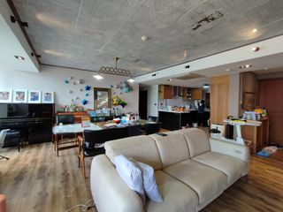 For sale 3 bedrooms condo in Pathum Wan, Bangkok