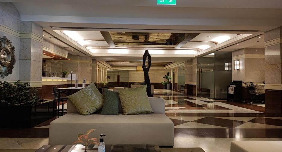 For sale 3 bedrooms condo in Pathum Wan, Bangkok