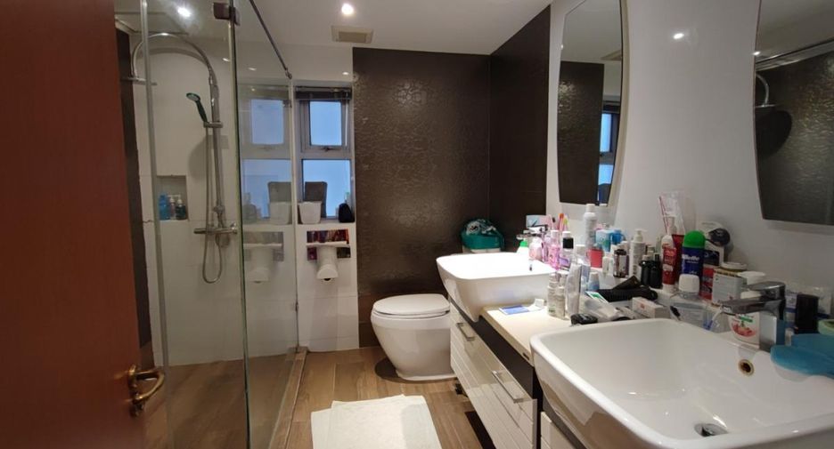 For sale 3 bedrooms condo in Pathum Wan, Bangkok