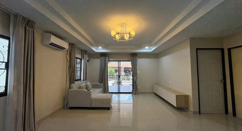 出租 3 卧室 独立屋 在 Bang Lamung, Chon Buri