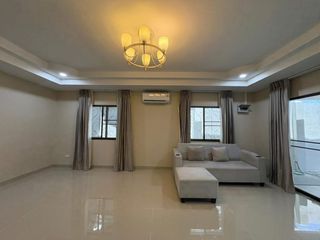 出租 3 卧室 独立屋 在 Bang Lamung, Chon Buri