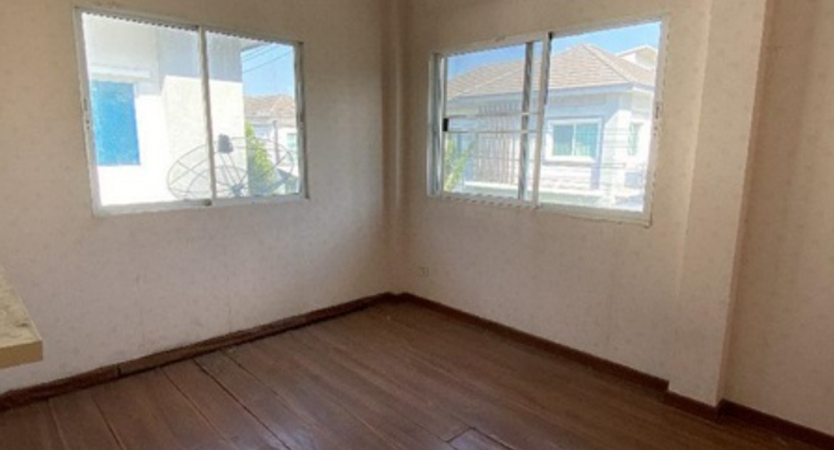 Haus zum Kauf mit 3 Zimmer in Bang Khen, Bangkok