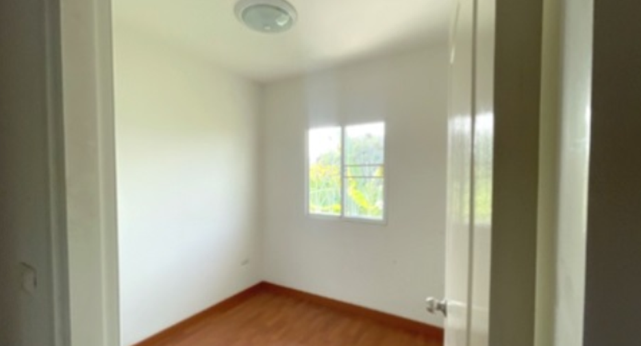 Reihenhaus zum Kauf mit 3 Zimmer in Bang Yai, Nonthaburi