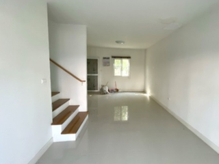 Reihenhaus zum Kauf mit 3 Zimmer in Bang Yai, Nonthaburi