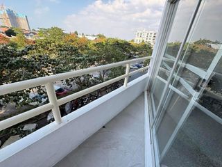 出租 20 卧室 公寓 在 Bang Lamung, Chon Buri