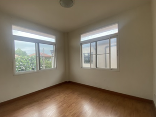 For sale 3 ベッドルーム house in Lam Luk Ka, Pathum Thani