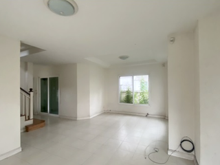 For sale 3 ベッドルーム house in Lam Luk Ka, Pathum Thani
