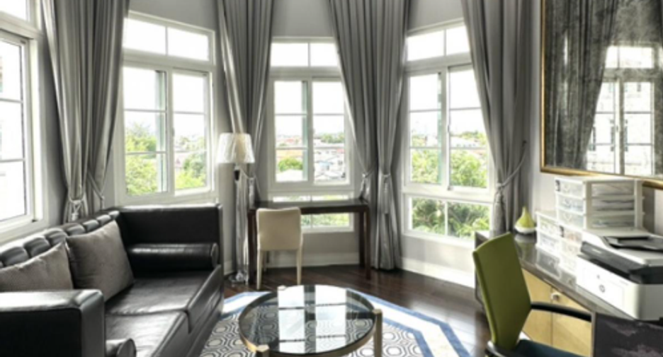 À vendre 4 chambres maison à Bang Khun Thian, Bangkok