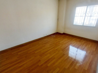Reihenhaus zum Kauf mit 2 Zimmer in Bang Yai, Nonthaburi